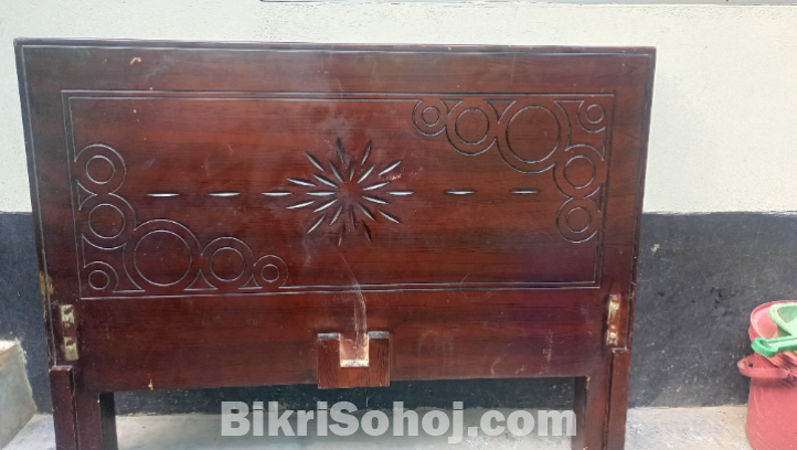ফ্রেশ ও মজবুত খাট বিক্রি হবে